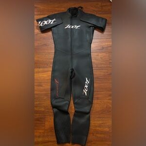 Zoot Women's  Z Force 1.0  Triathlon / Open Water Swimming Wetsuit Sz 2XL